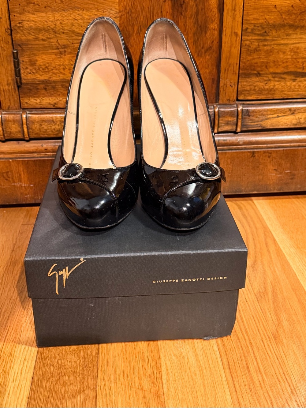 Giuseppe Zanotti Black Patent Leather Platform Pumps